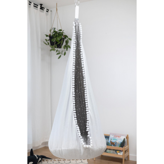 Kokon dla dzieci „Mała Gwiazdeczka" – bawełniany, biały z gwiazdkami | Sówka Design