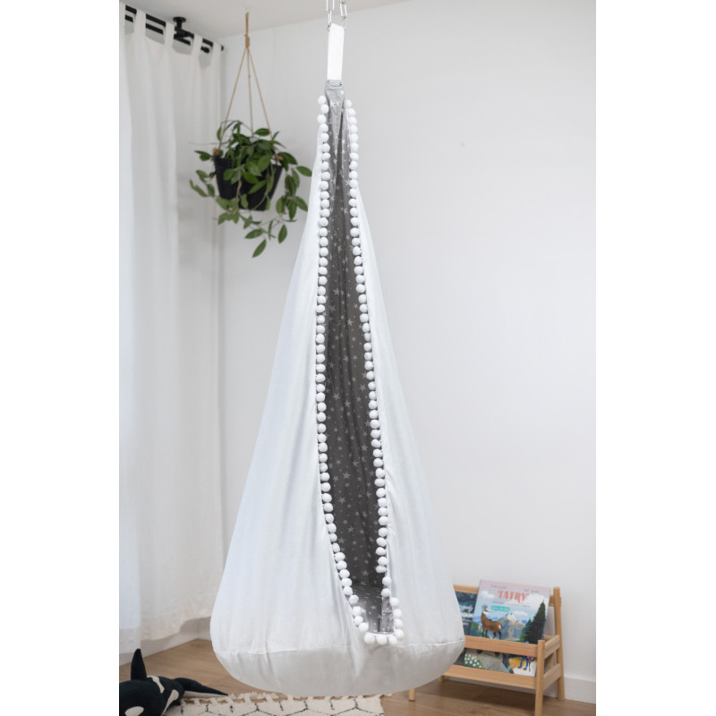 Kokon dla dzieci „Mała Gwiazdeczka" – bawełniany, biały z gwiazdkami | Sówka Design